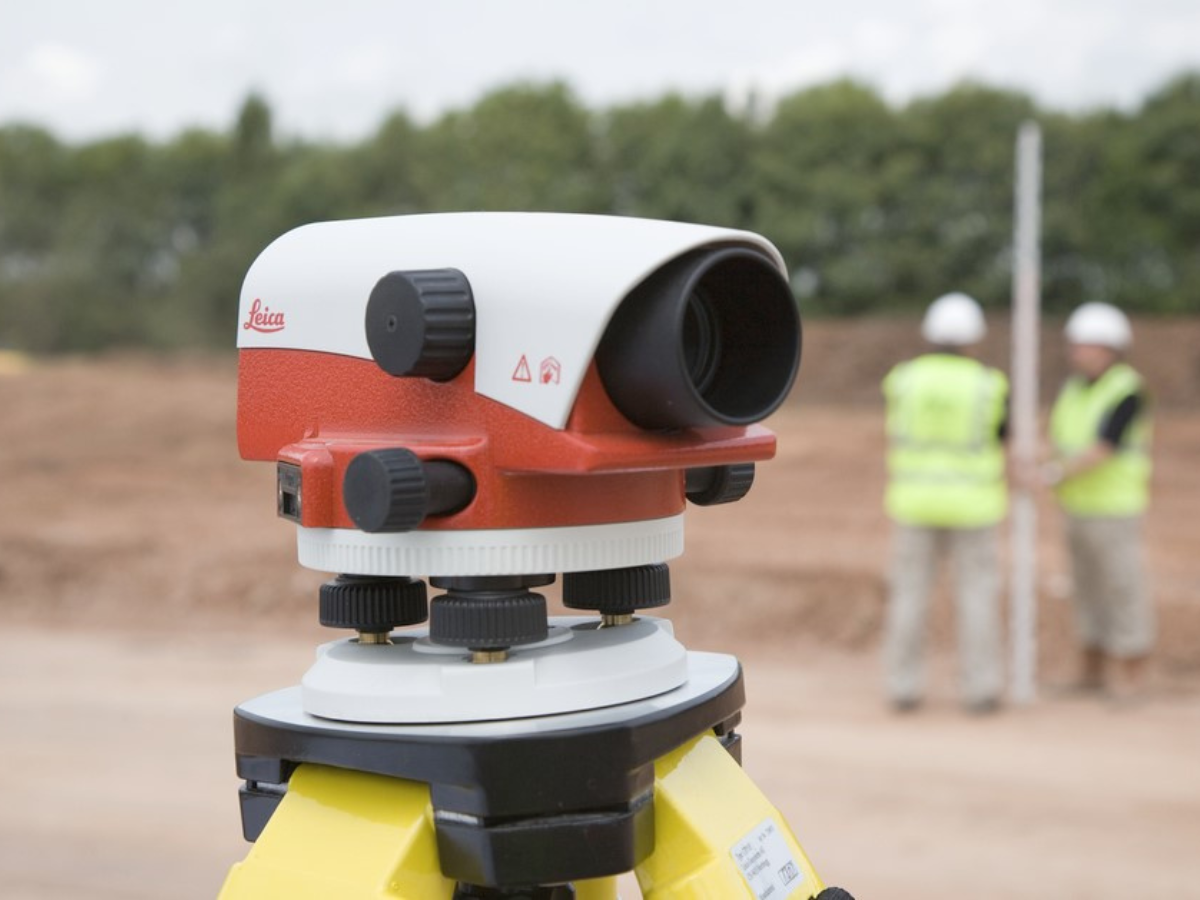 Cách sử dụng máy thủy bình