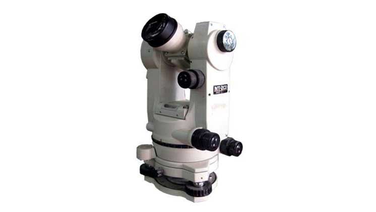 Máy kinh vĩ quang học