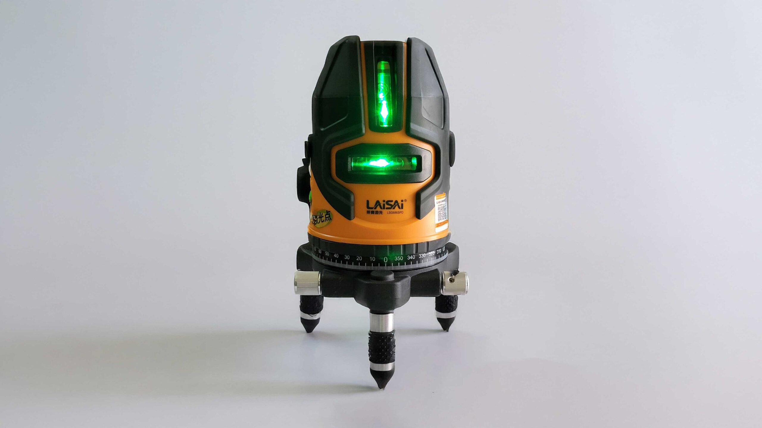 Máy cân bằng laser Laisai LSG686SPD